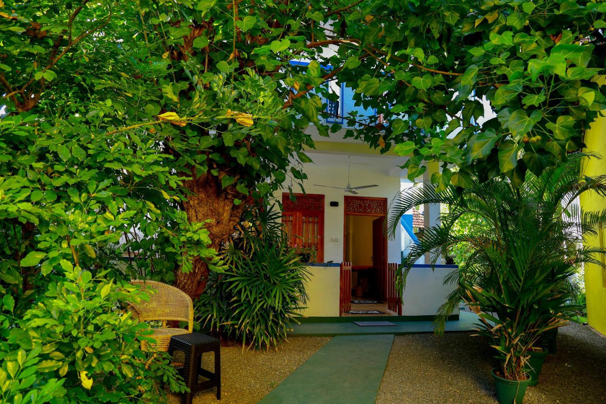 The King Apartment Hikkaduwa Exterior foto